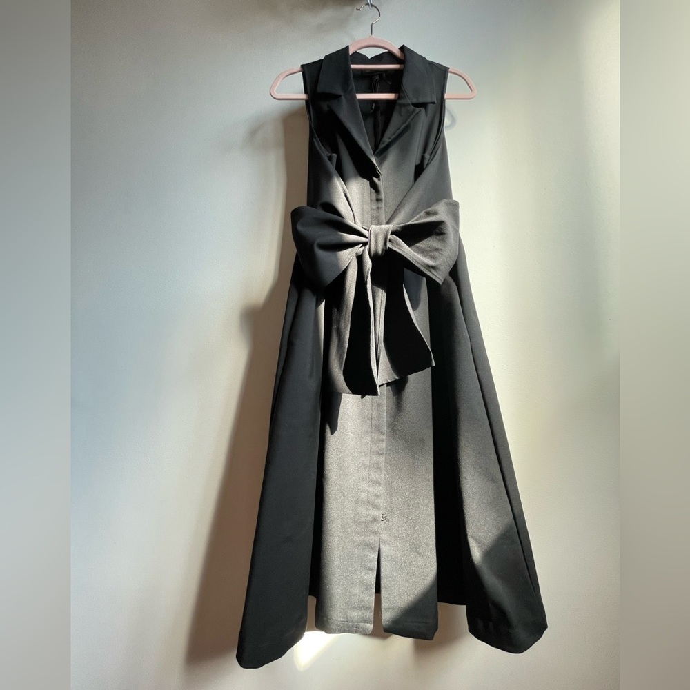 Donna Karen Black Sculpture Garden Dress Size 10